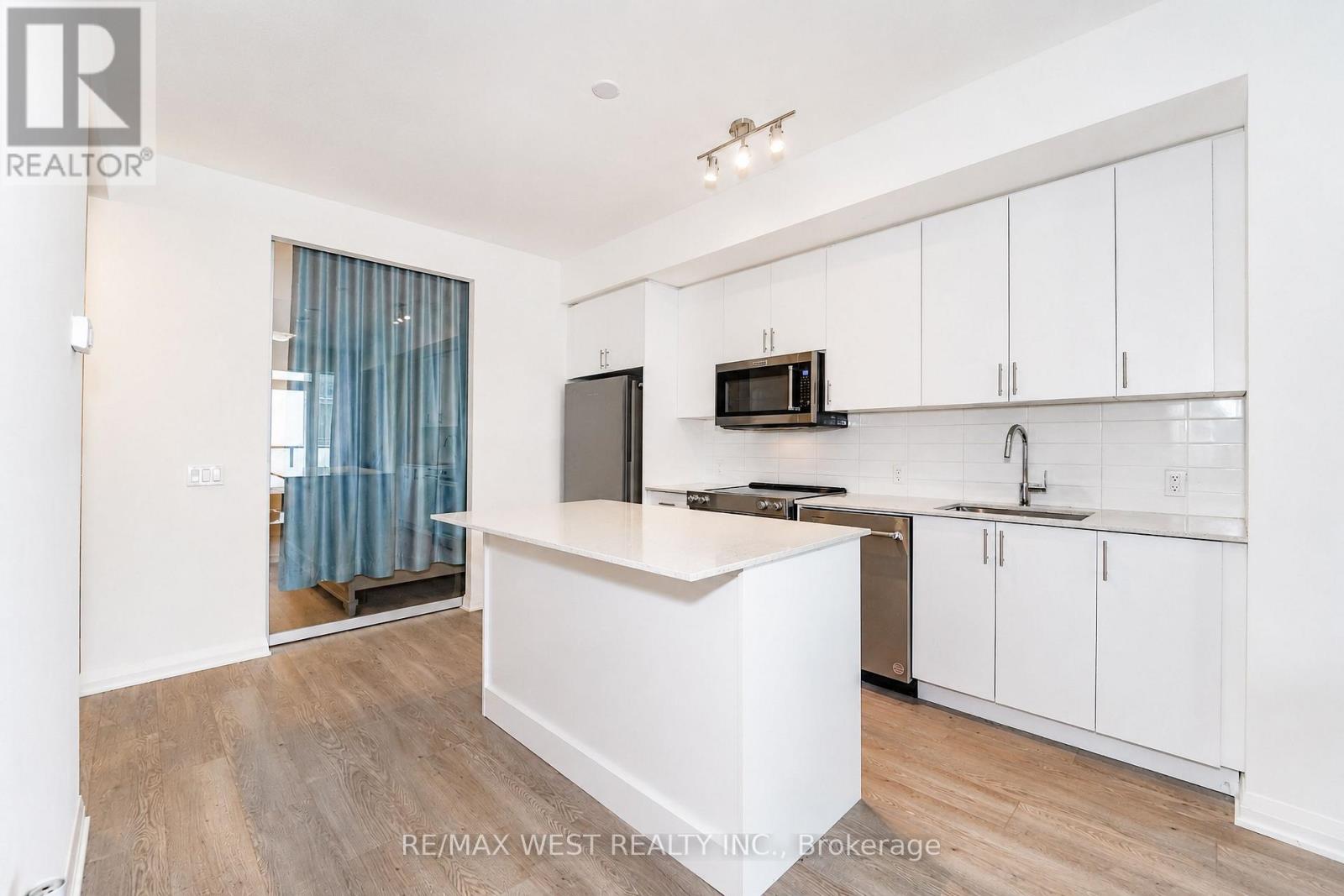 #1502 8960 JANE STREET - 2