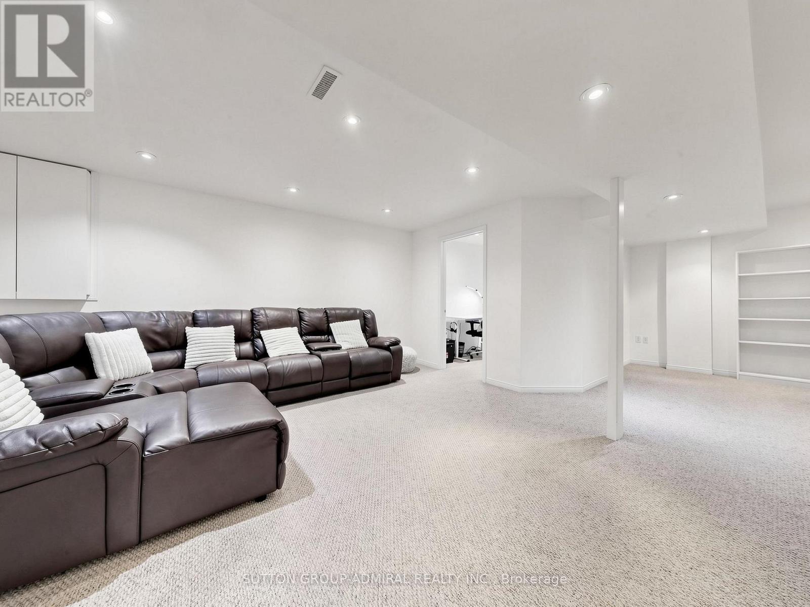 48 GLENBURY DRIVE - Image 26