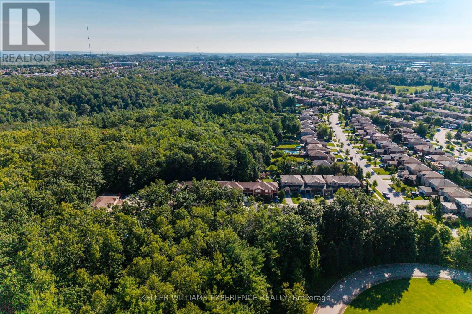 #9 38 KENWELL CRESCENT - Image 35