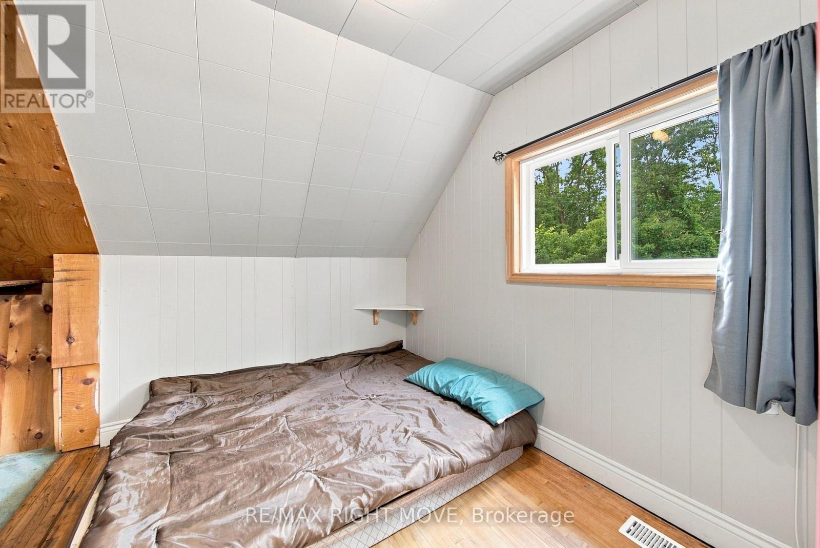 138 BORLAND STREET E - Image 22