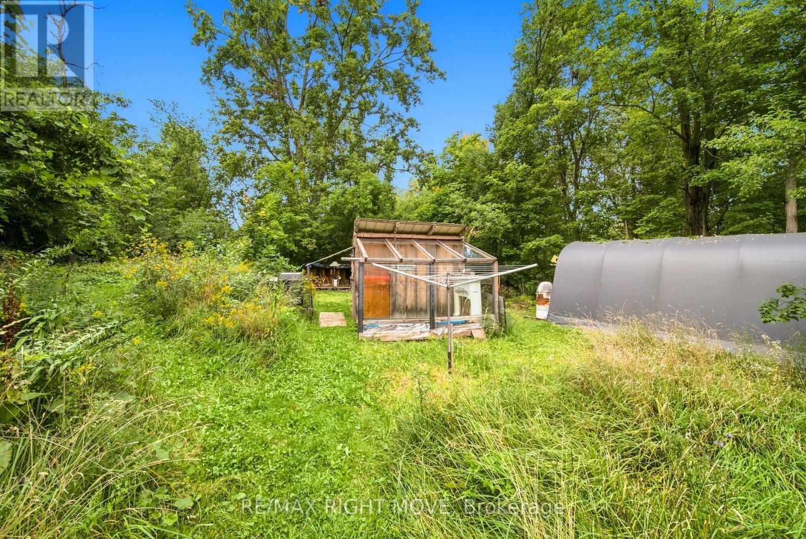 138 BORLAND STREET E - Image 26