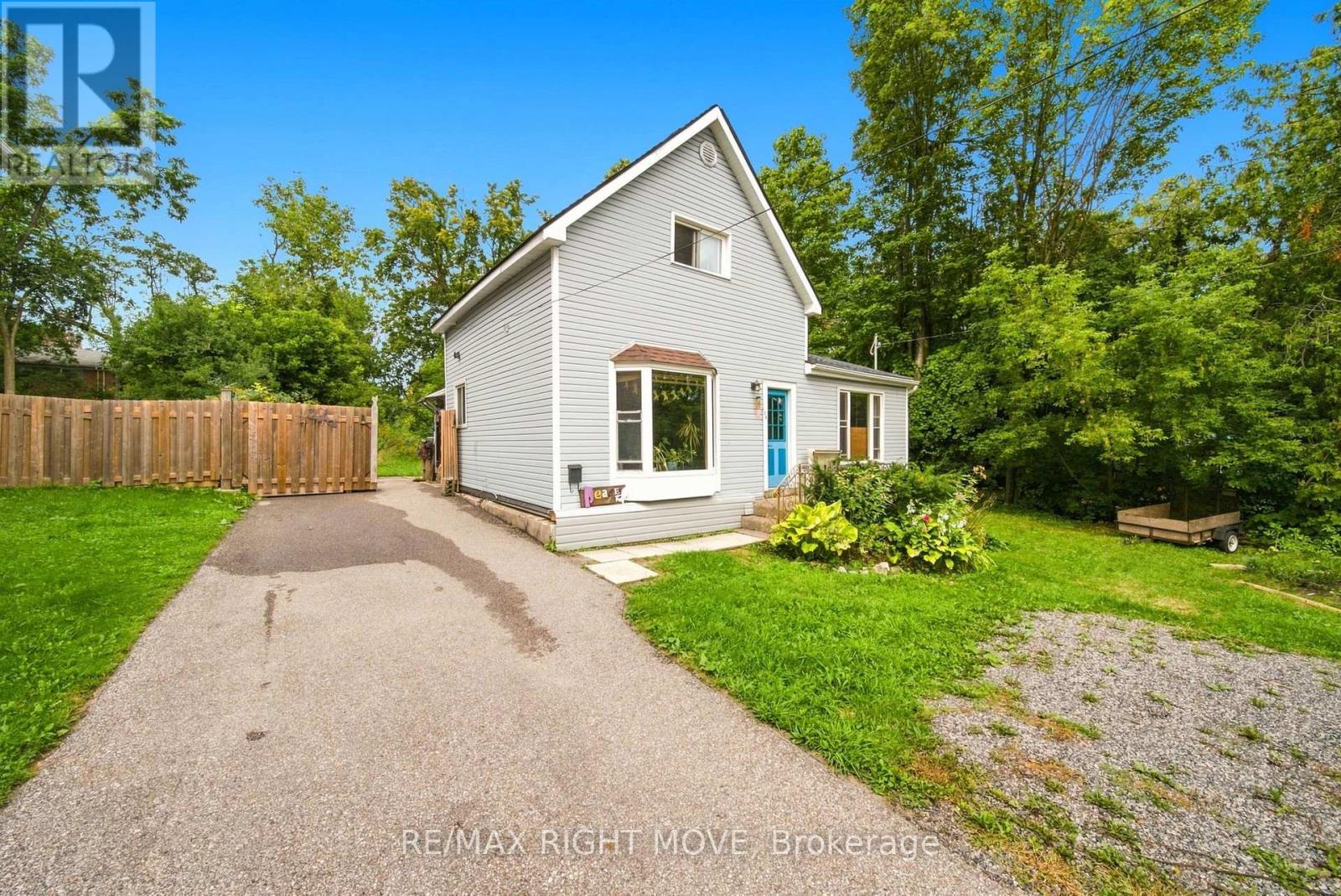 138 BORLAND STREET E - Image 3