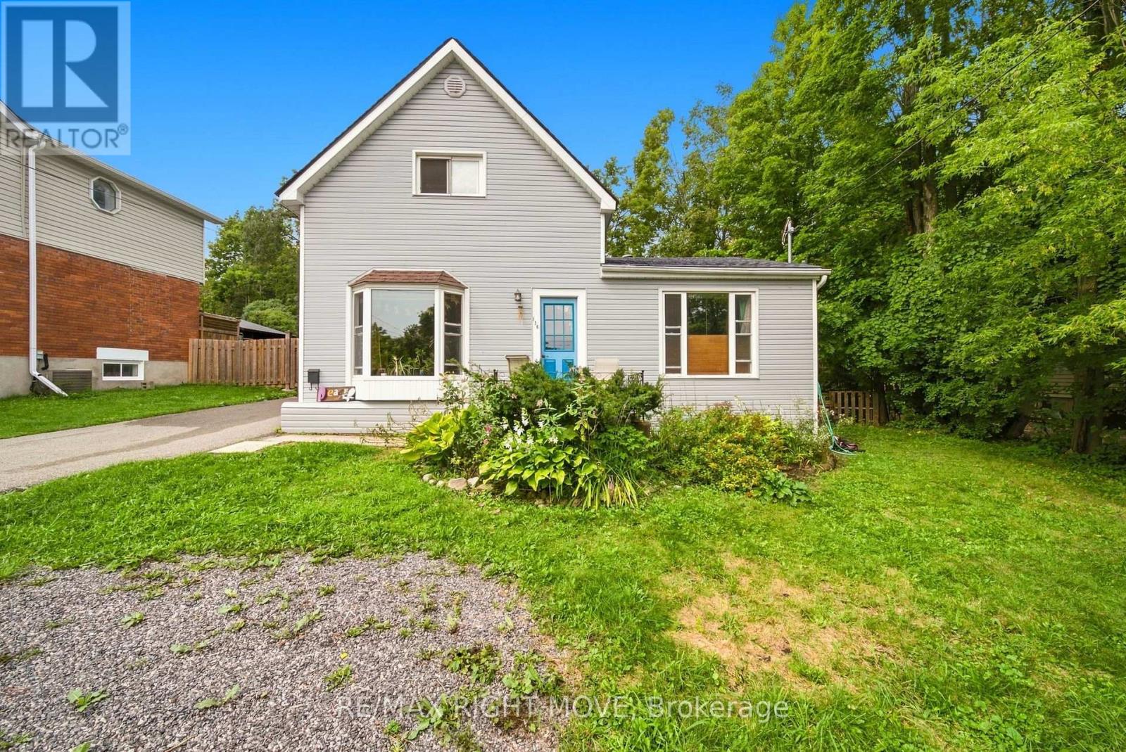 138 BORLAND STREET E - Image 4