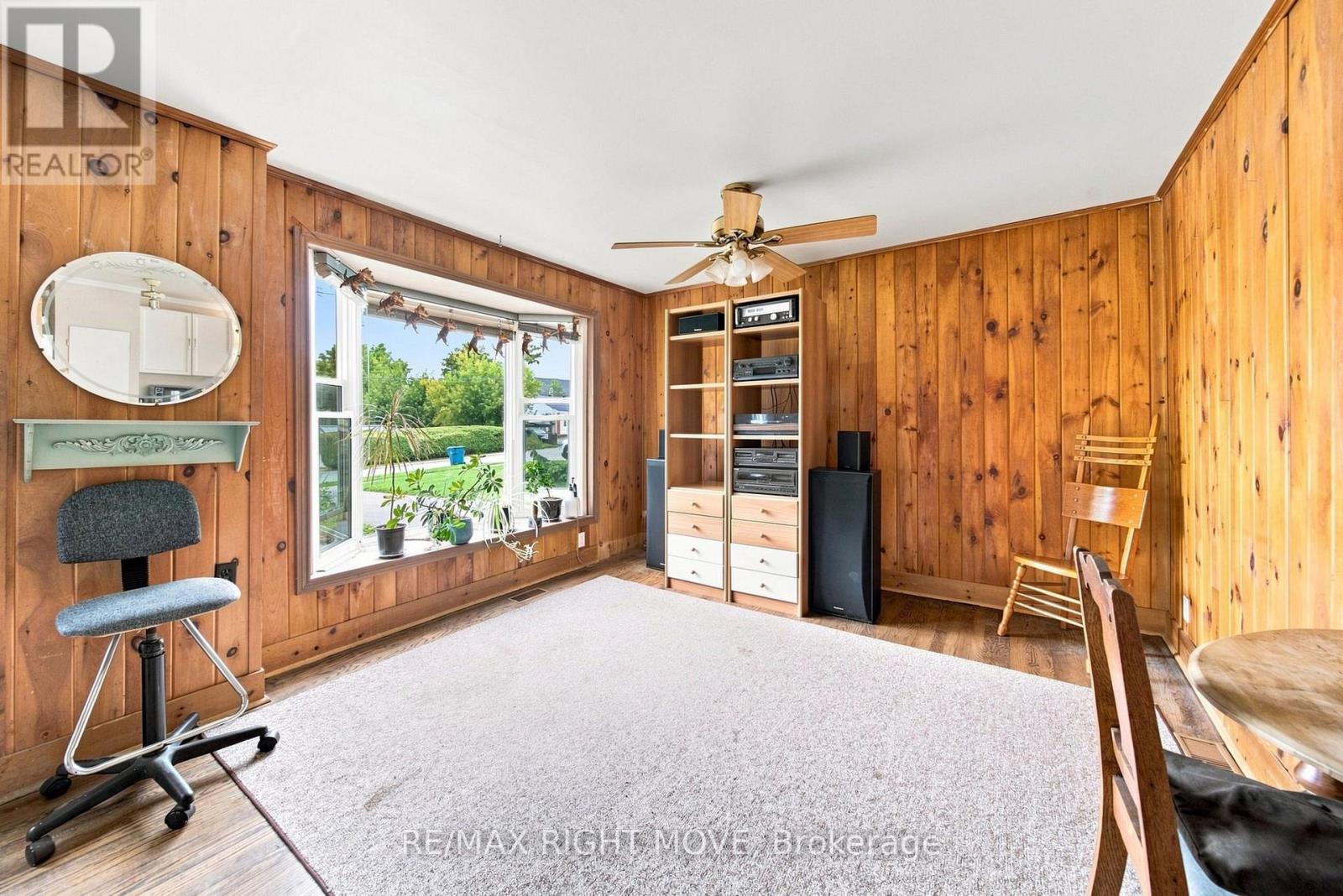 138 BORLAND STREET E - 6