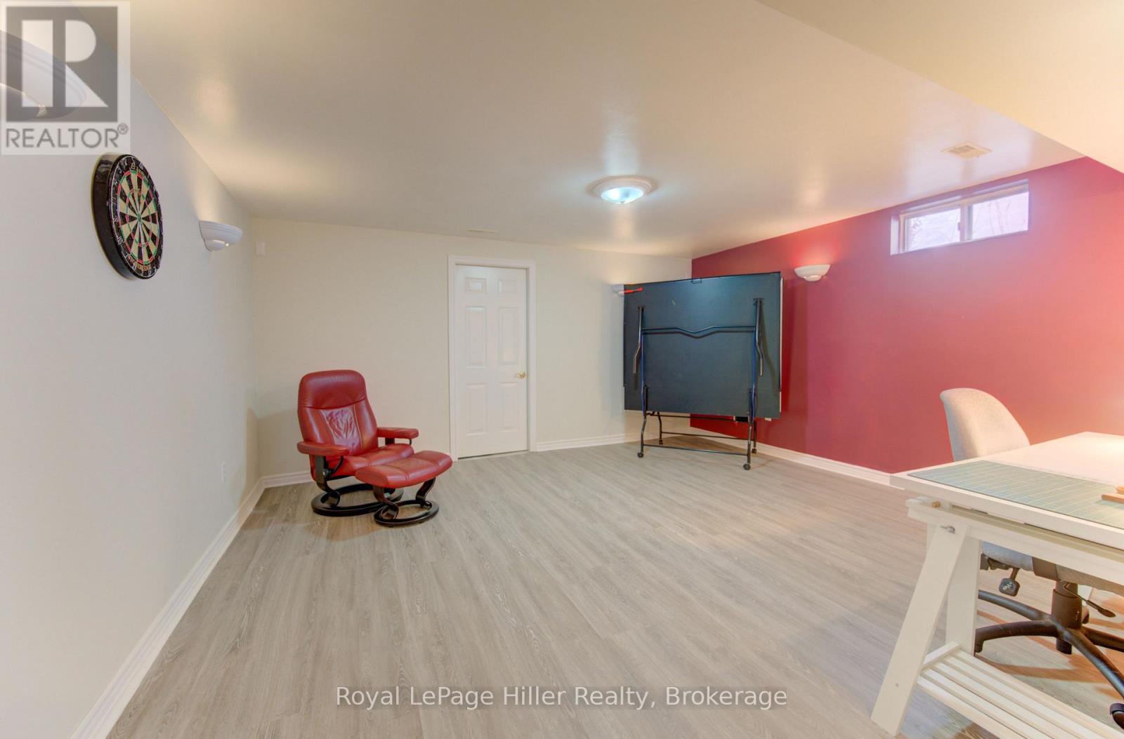 15 MCQUEEN COURT - 37