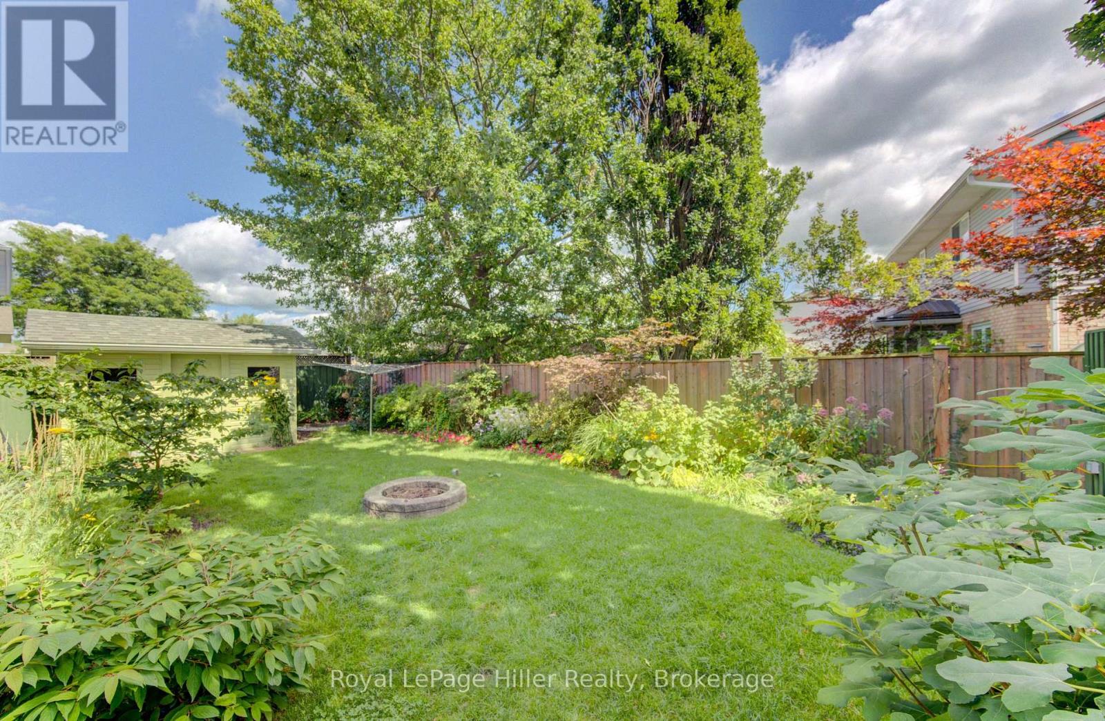 15 MCQUEEN COURT - Image 42