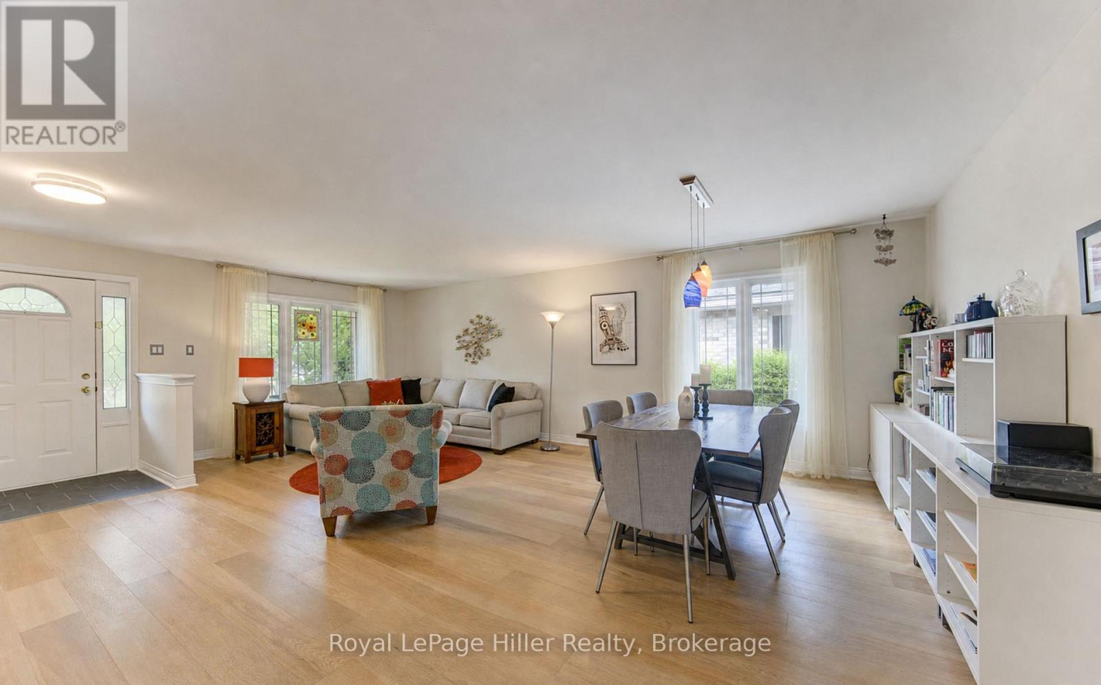 15 MCQUEEN COURT - Image 8