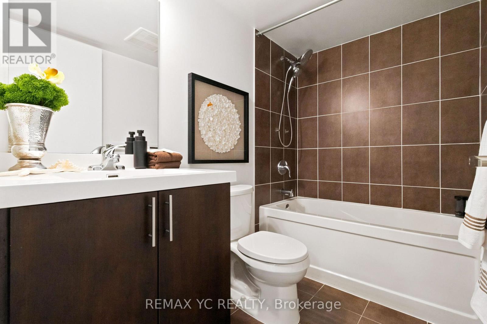 #2408 1410 DUPONT STREET - Image 16
