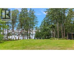 125 Mapleleaf Lane, Sidney Island, BC L1L1L1 Photo 7