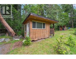 125 Mapleleaf Lane, Sidney Island, BC L1L1L1 Photo 12
