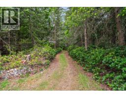 125 Mapleleaf Lane, Sidney Island, BC L1L1L1 Photo 28