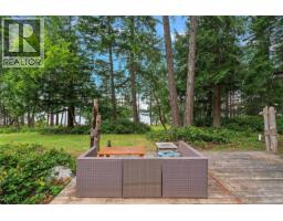 125 Mapleleaf Lane, Sidney Island, BC L1L1L1 Photo 11