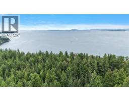 345 Evergreen Lane, Sidney Island, BC V0N2G0 Photo 17