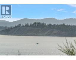 377 Evergreen Lane, Sidney Island, BC V8L5Y9 Photo 12