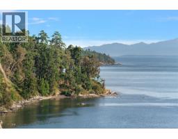 377 Evergreen Lane, Sidney Island, BC V8L5Y9 Photo 19