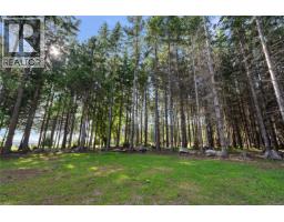377 Evergreen Lane, Sidney Island, BC V8L5Y9 Photo 17