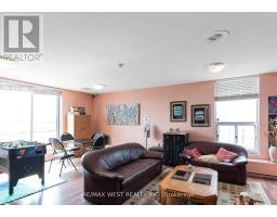 202 - 130 Neptune Drive, Toronto, ON M6A1X5 Photo 29