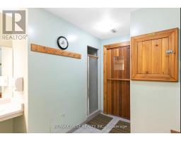 202 - 130 Neptune Drive, Toronto, ON M6A1X5 Photo 32