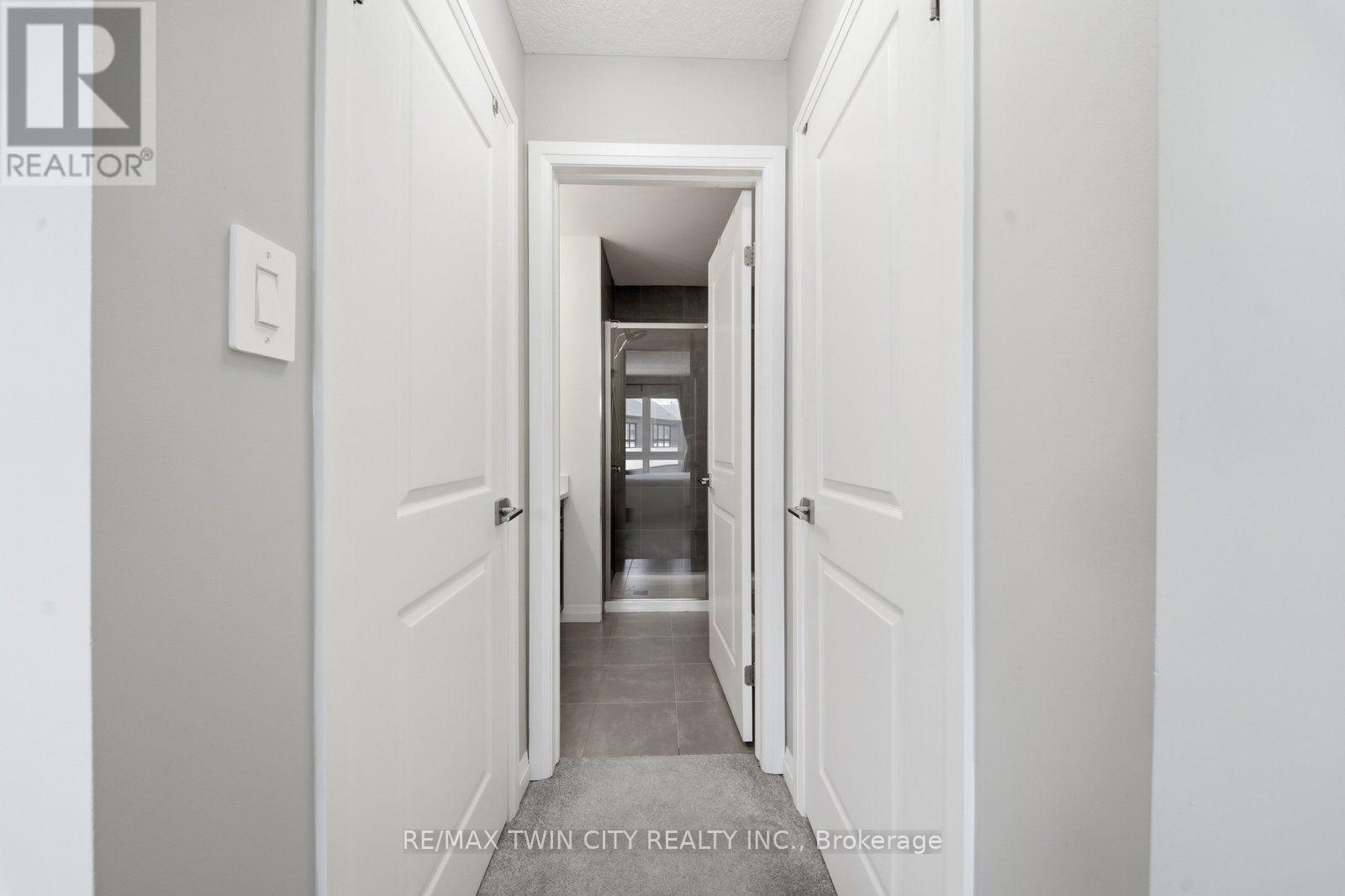 #46 720 GREY STREET - Image 20