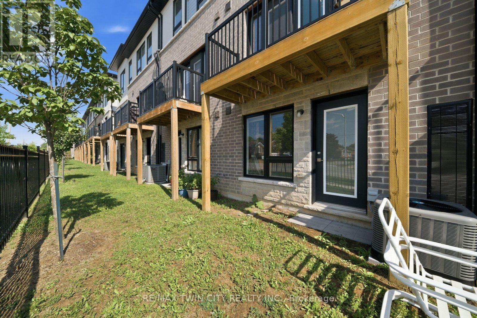 #46 720 GREY STREET - Image 28