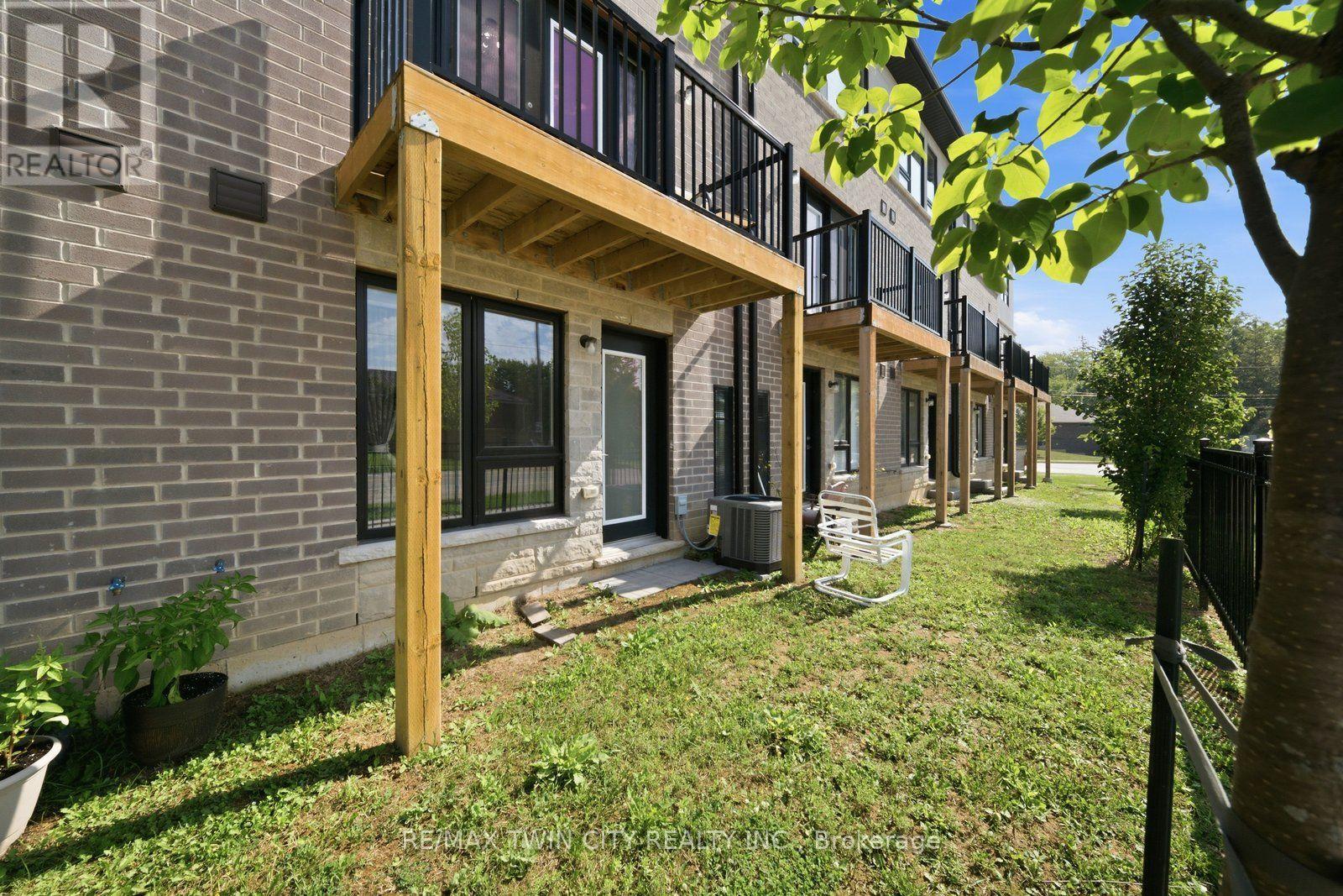 #46 720 GREY STREET - Image 29
