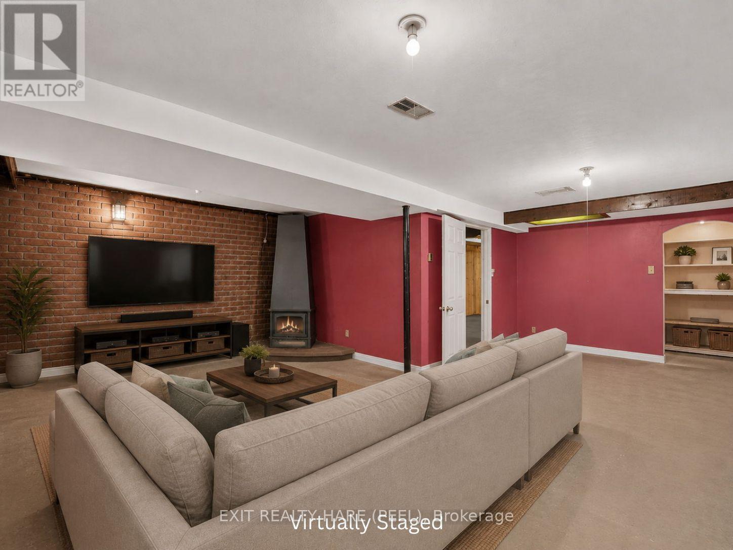 4541 SUSSEX DRIVE - Image 17
