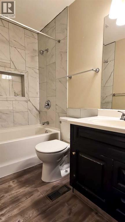 Upstairs 4 piece bathrooom has been tastefully updated