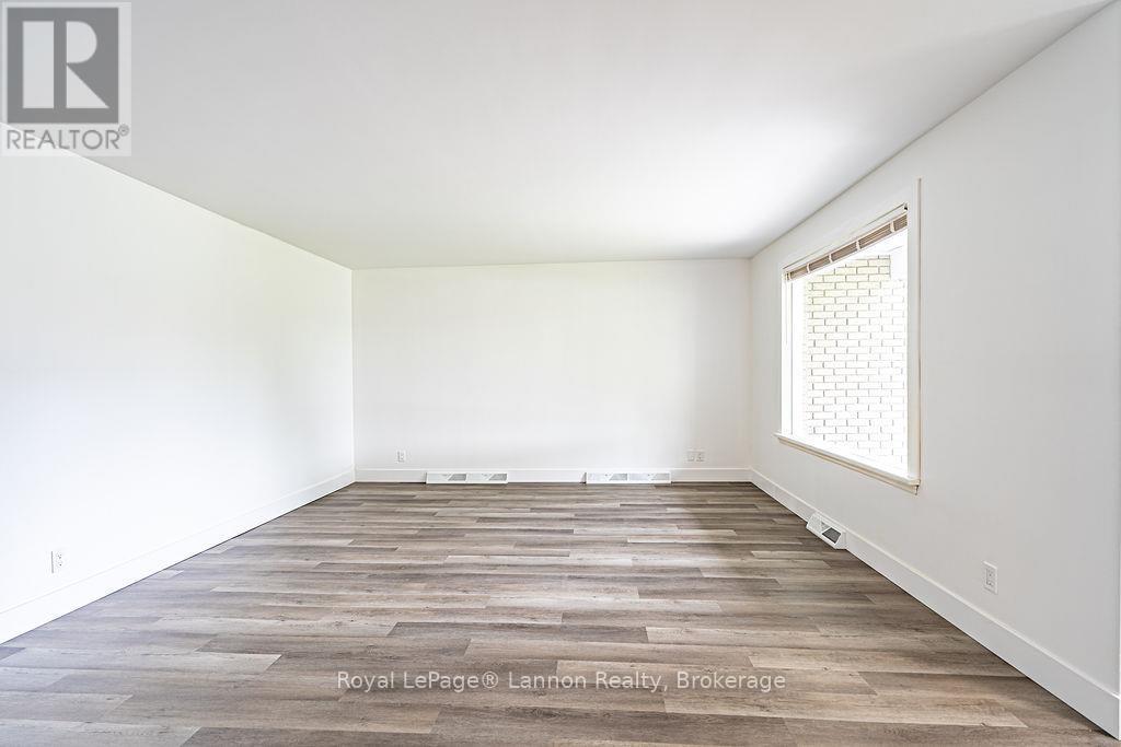 356 KINGSWAY AVE. - 6