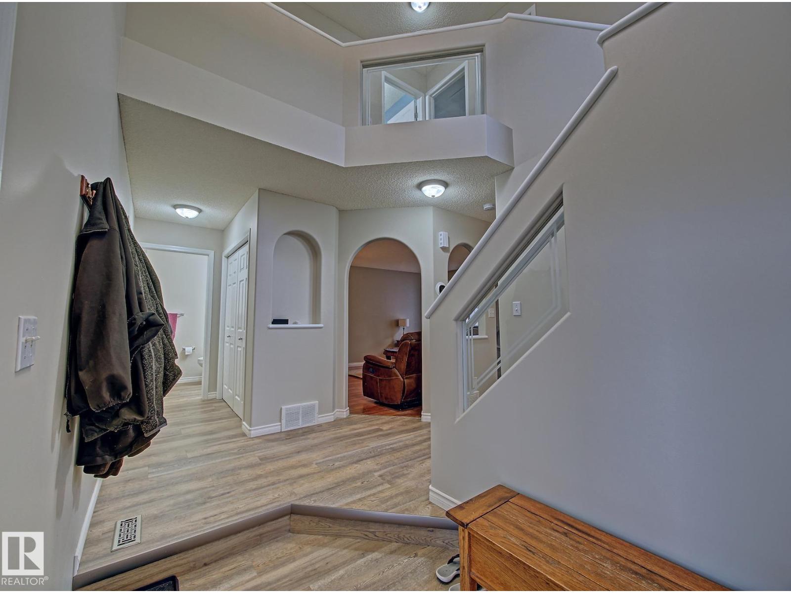 237 WESTWOOD LN - 3