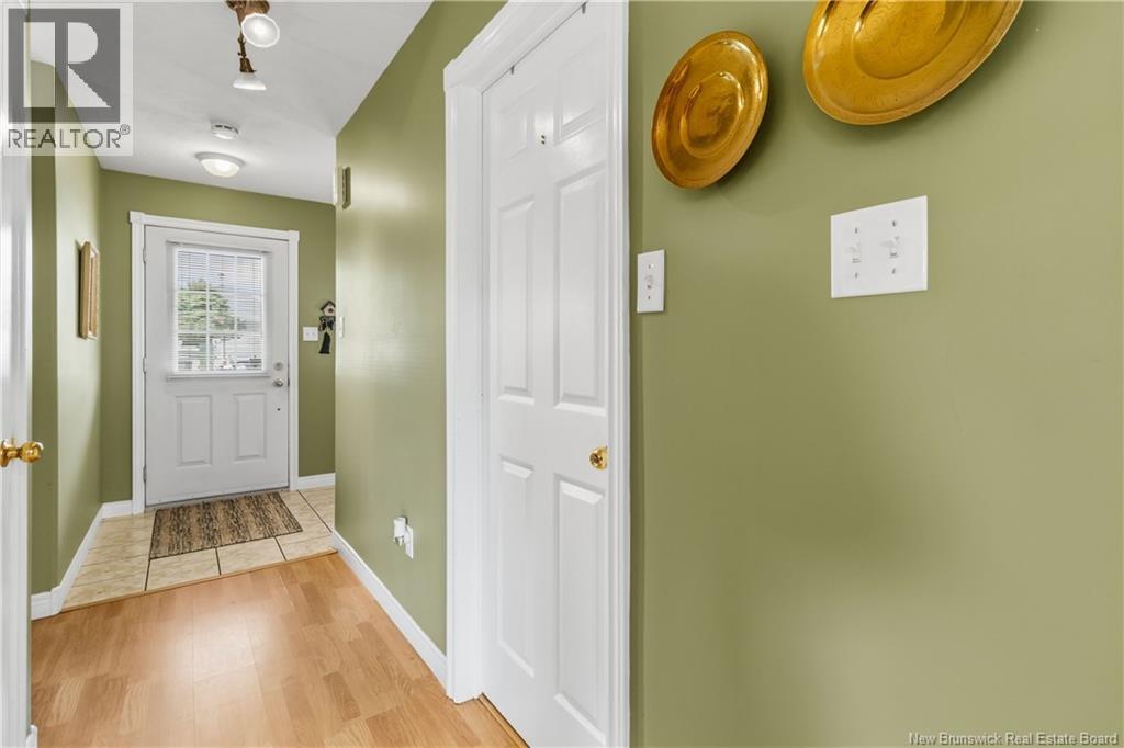 10 Inglis Street - 6