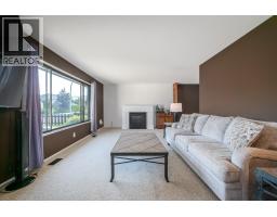 Living room - 195 Felix Road, Kelowna, BC V1X6X8 Photo 6