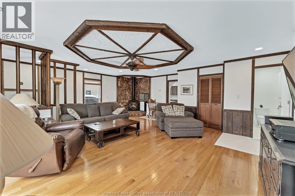 567 EDINBOROUGH - Image 21
