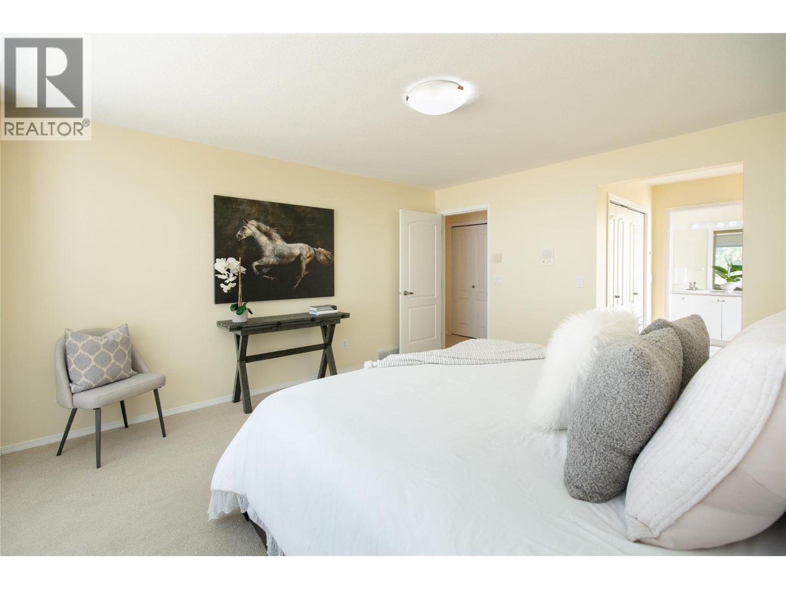 #305 650 Lexington Drive - Image 20