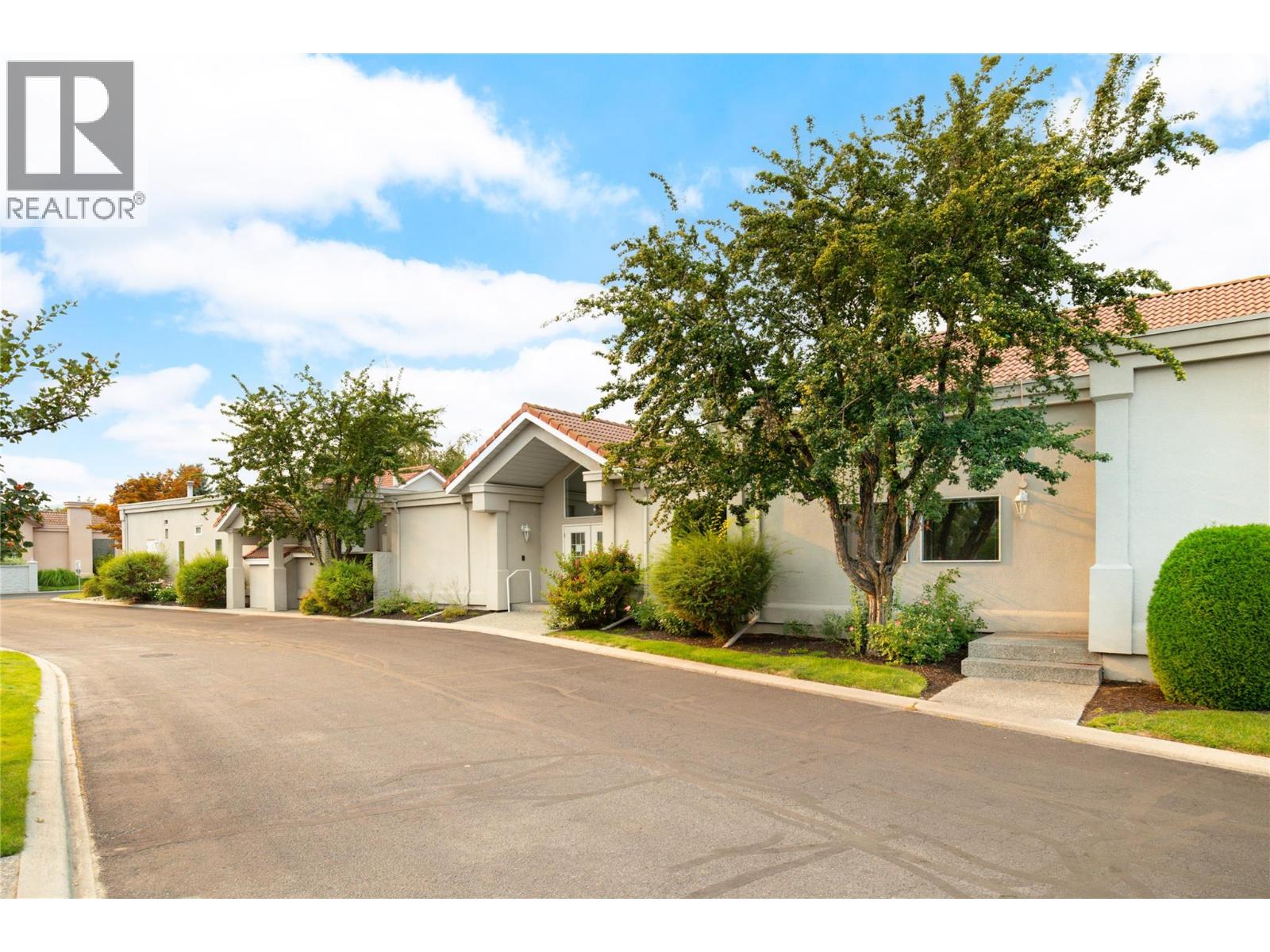 #305 650 Lexington Drive - 45