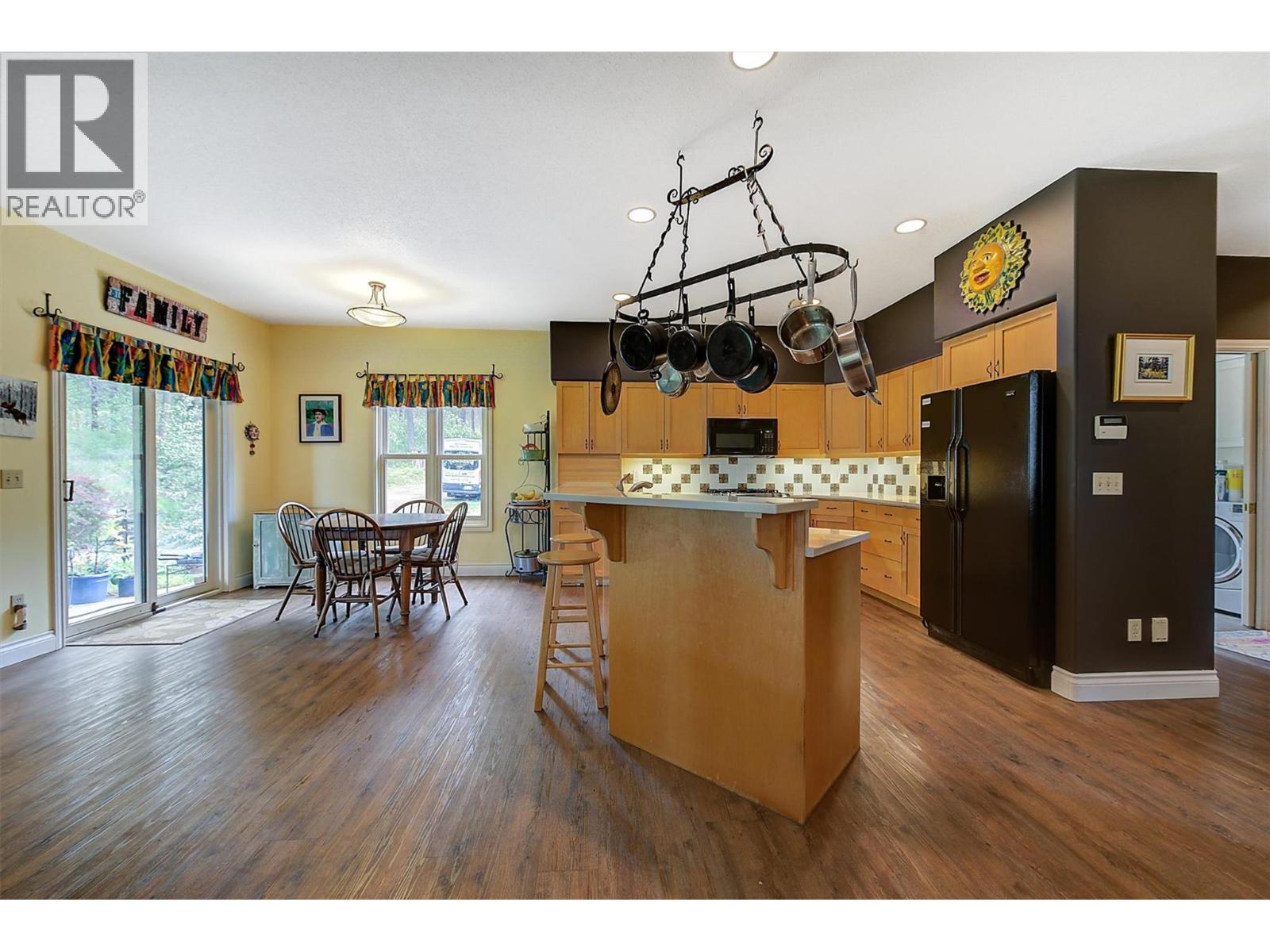 3605 Luxmoore Road, Kelowna