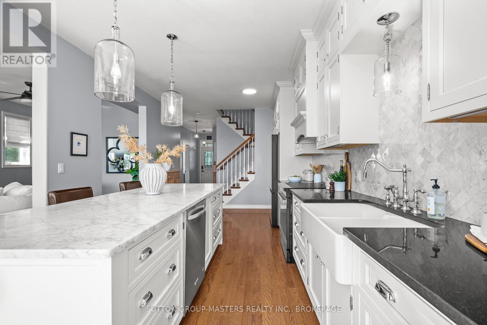 728 NEWMARKET LANE - Image 23