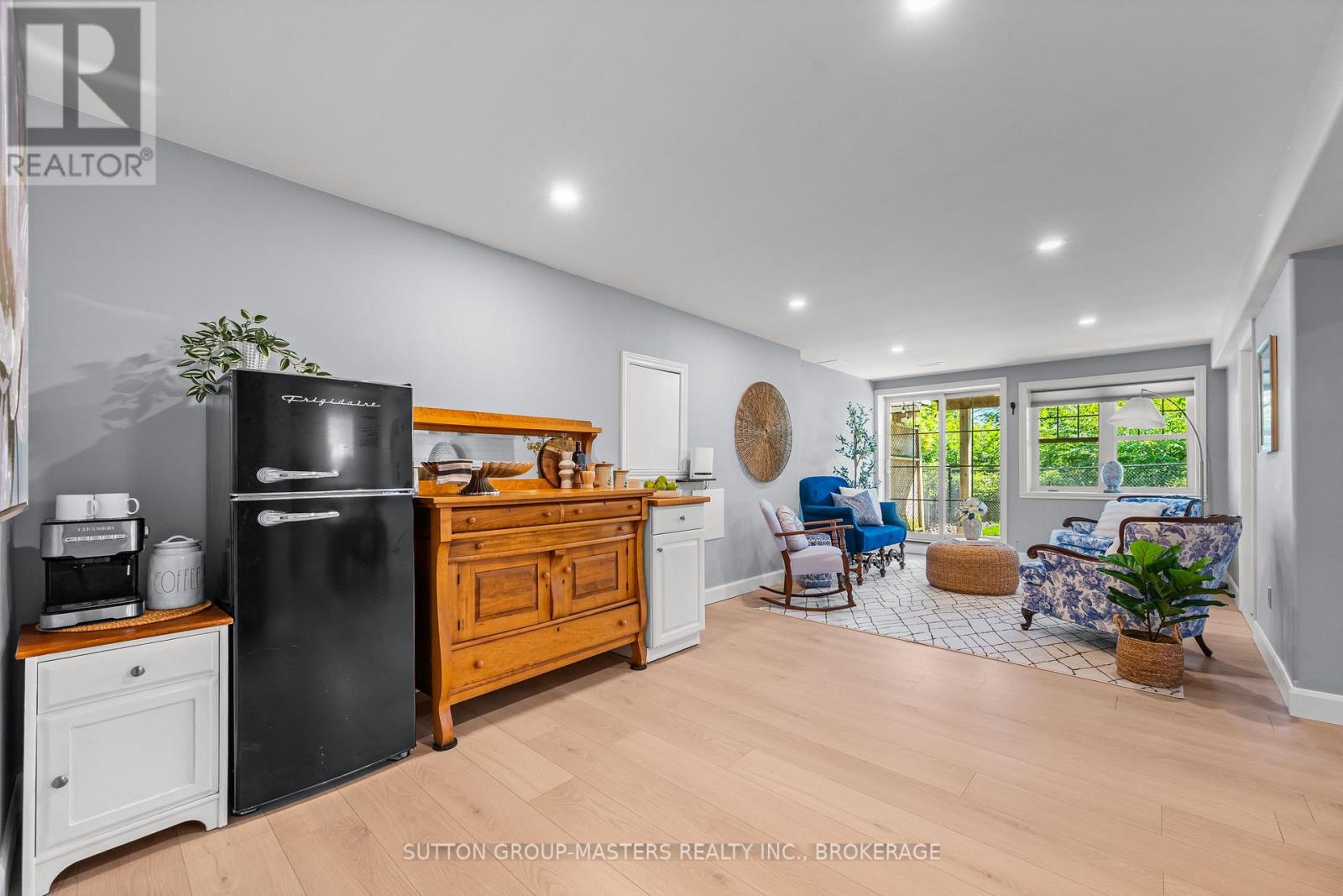 728 NEWMARKET LANE - Image 42