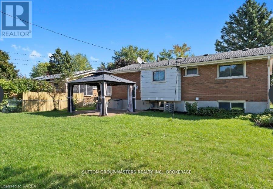 197 BELMONT AVENUE - 44
