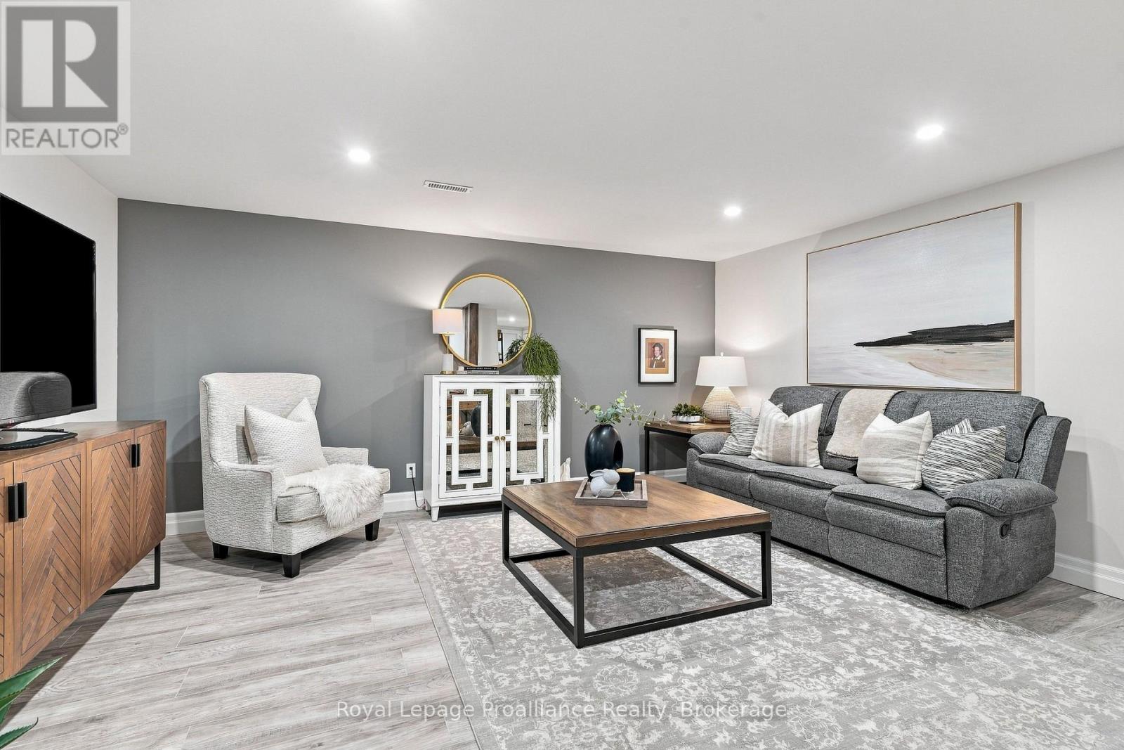 93 APPLEDENE DRIVE - Image 23