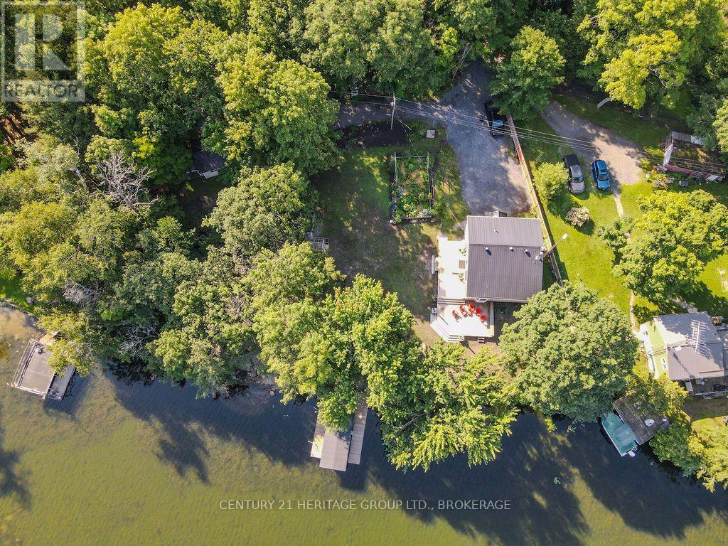 1127 PERRY LANE - 29