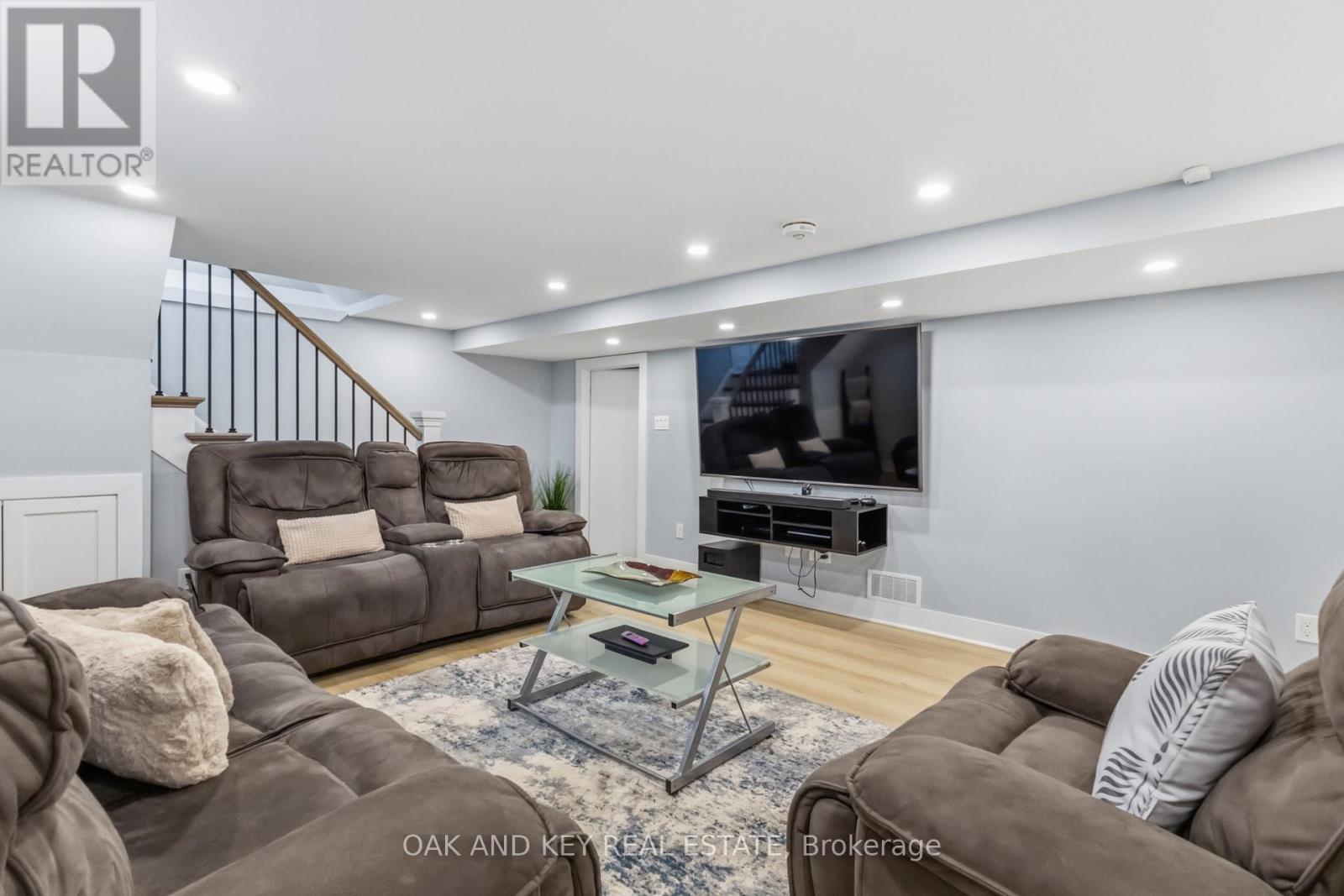 169 ELLSWORTH CRESCENT - Image 23