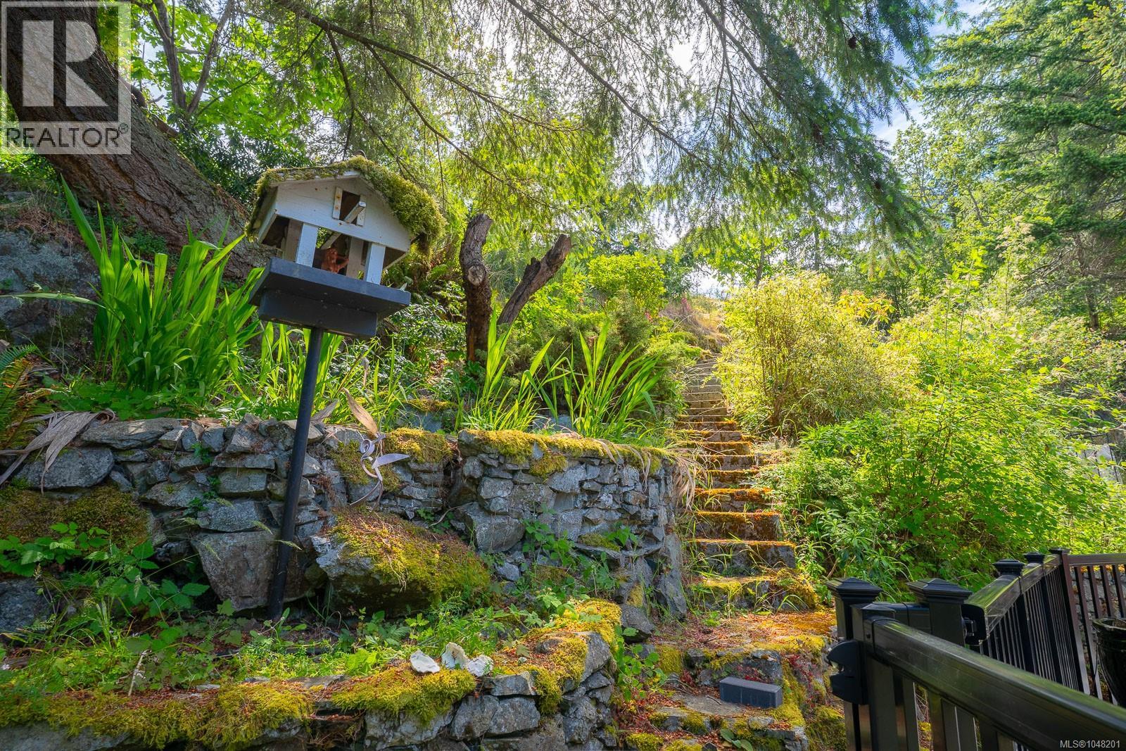3583 Hammond Bay Rd - Image 12