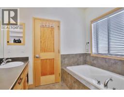 92 Sherwood Rise Nw, Calgary, AB T3R1P6 Photo 26