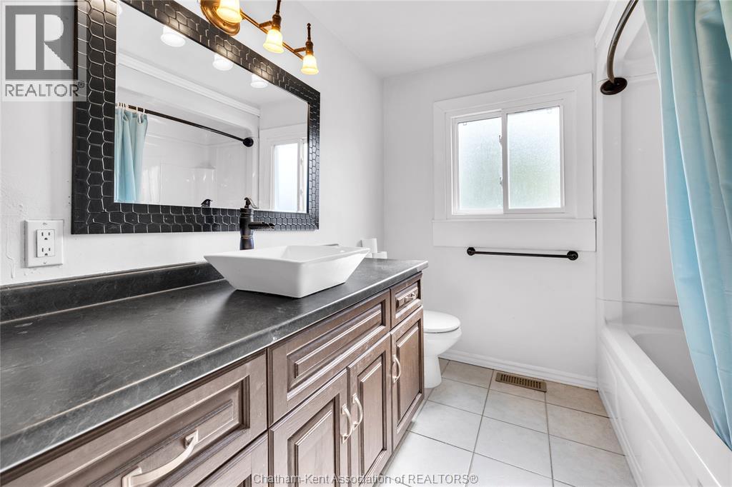 71 Parry DRIVE - Image 20