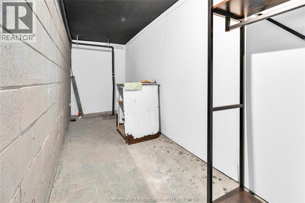 71 Parry DRIVE - Image 24