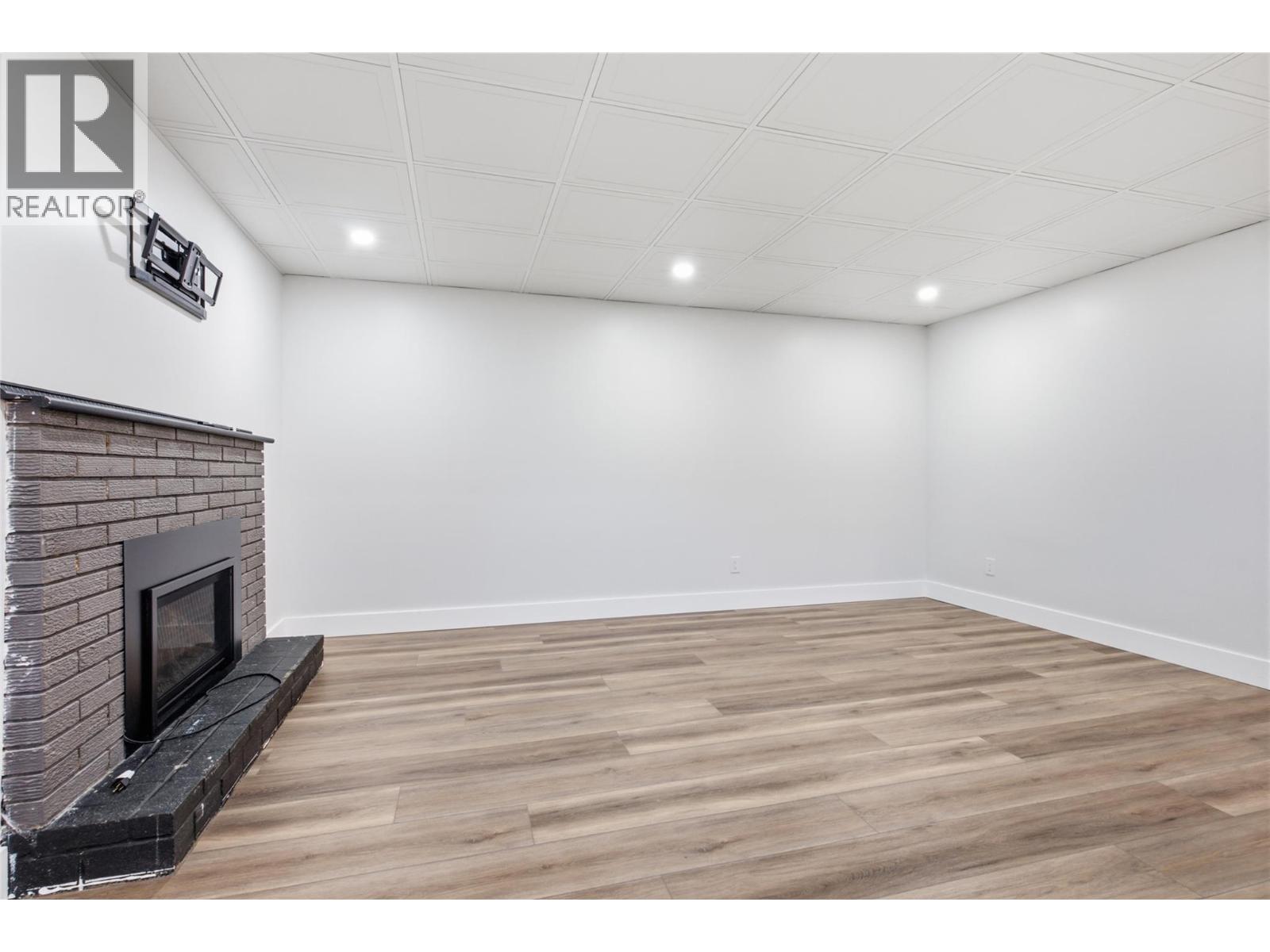 628 Duncan Avenue - Image 28