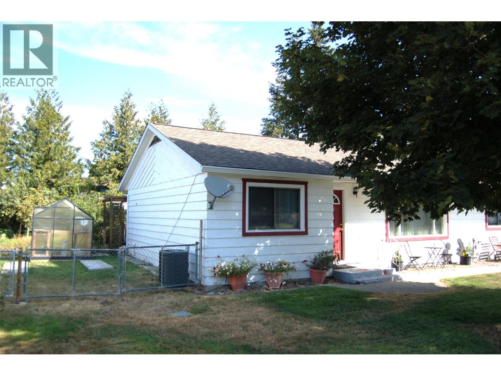 10504 Ritchie Street, Summerland