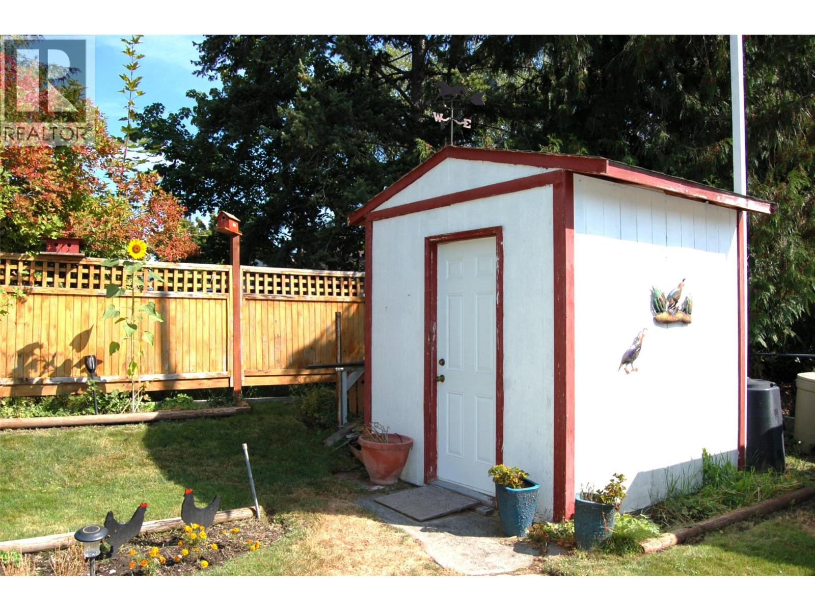 10504 Ritchie Street, Summerland
