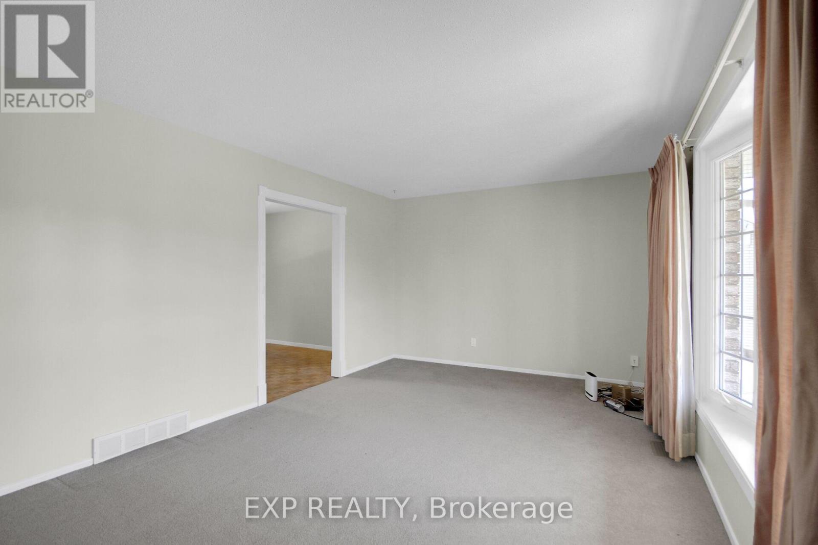 13 SHANEL PLACE - 11