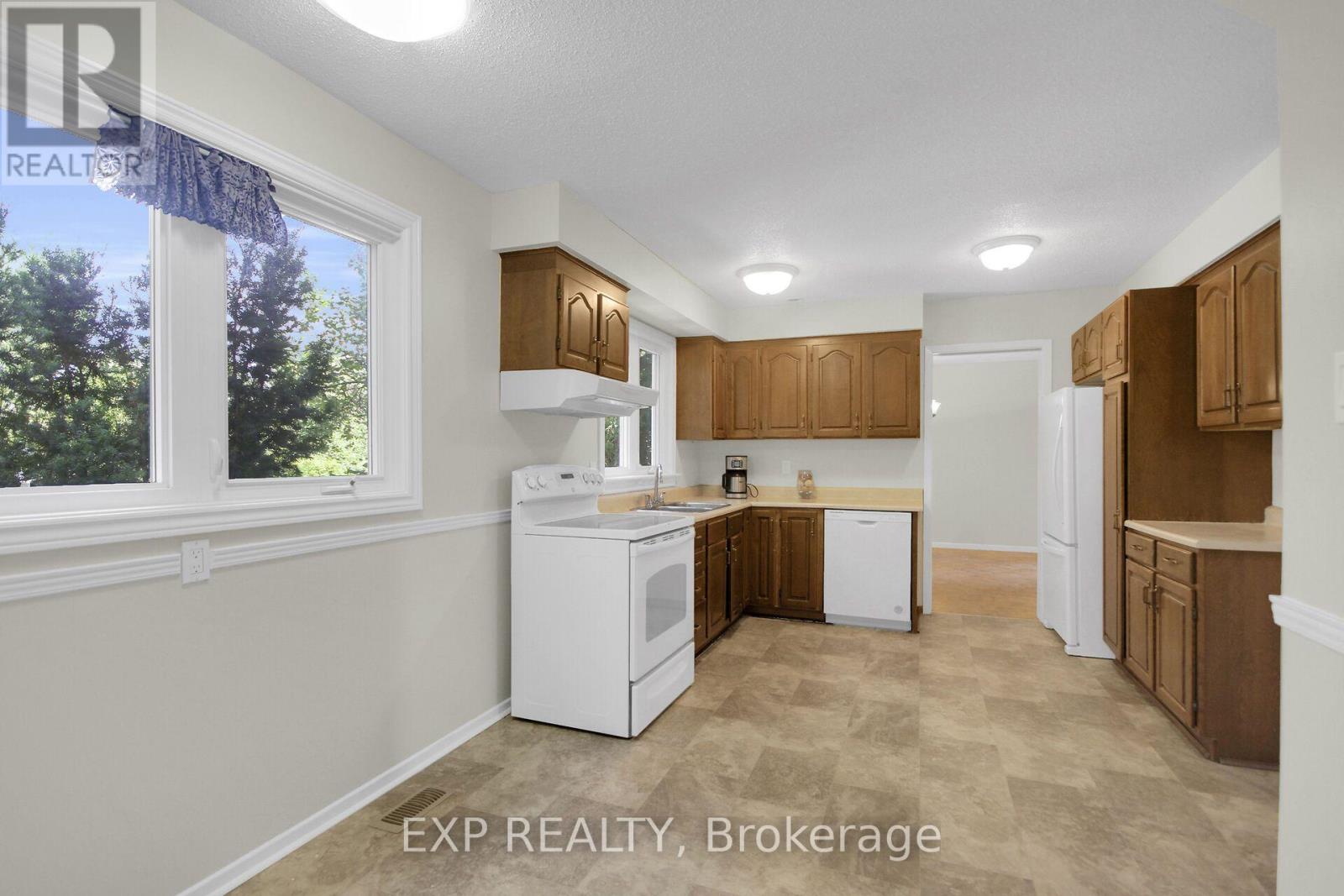 13 SHANEL PLACE - Image 19
